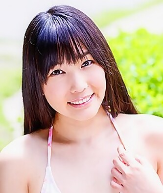 Yui Kasugano Photo