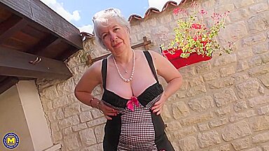 Caroline - British horny granny playing outside